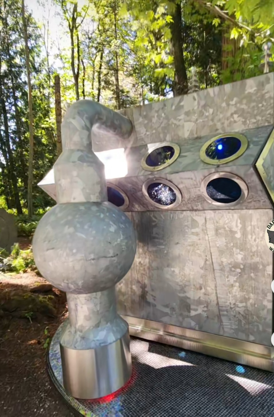 Spaceship Bus Stop