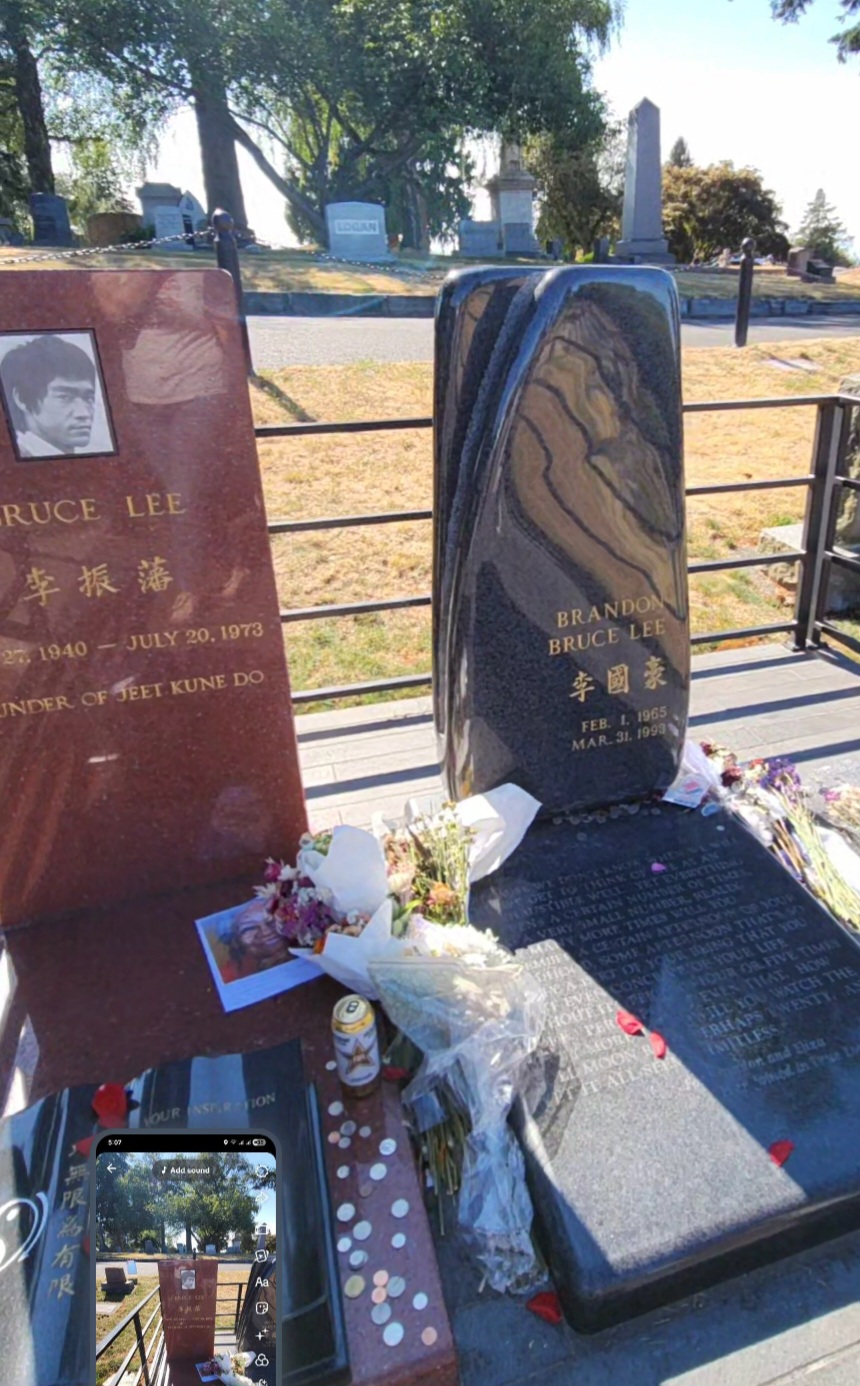 Bruce Lee and Brandon Lee Grave Sites