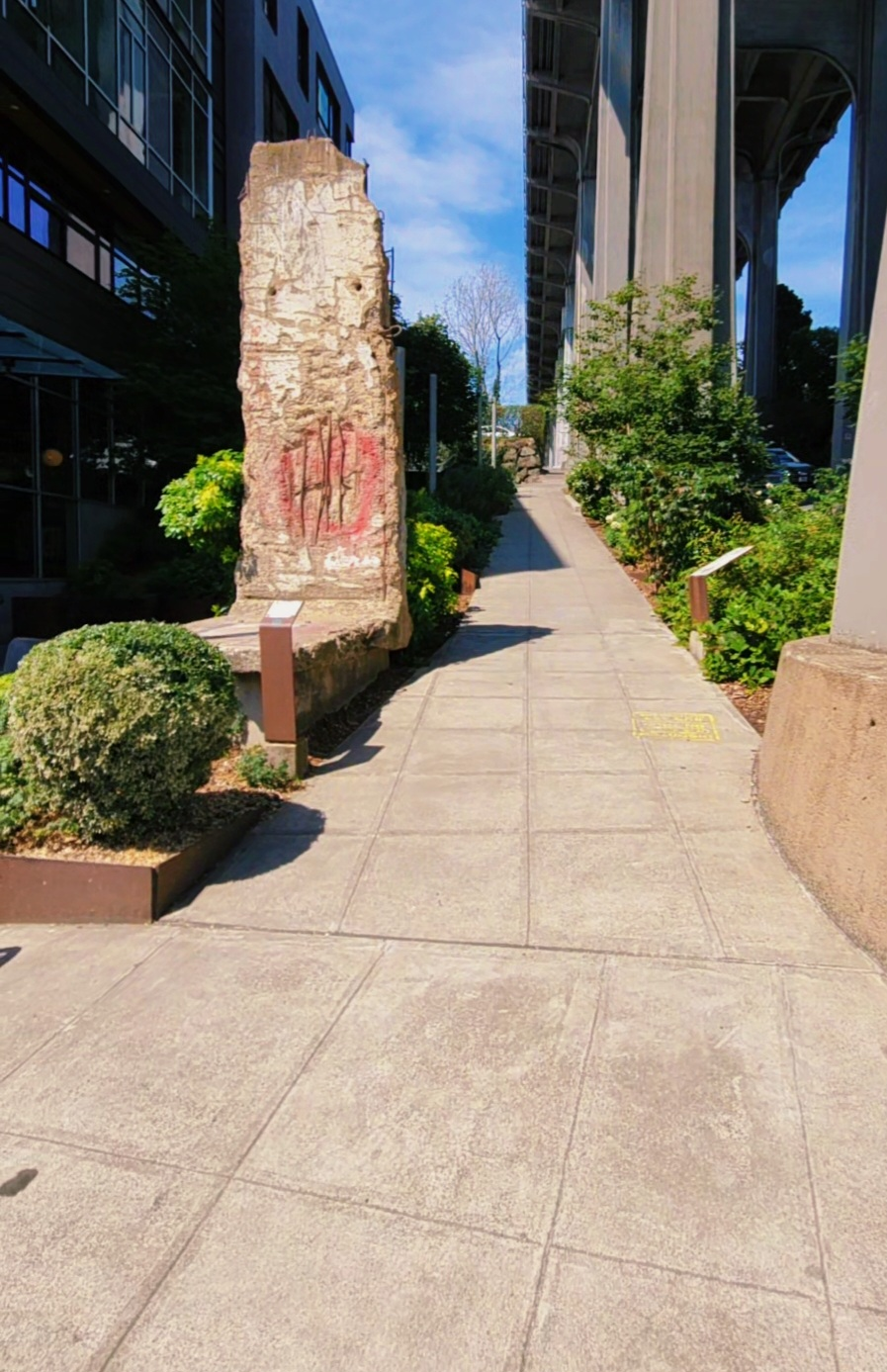 Berlin Wall-Fremont